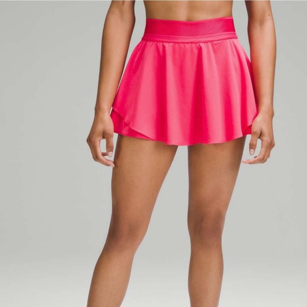 Lululemon Court Rival HR Skirt
*Long sz4